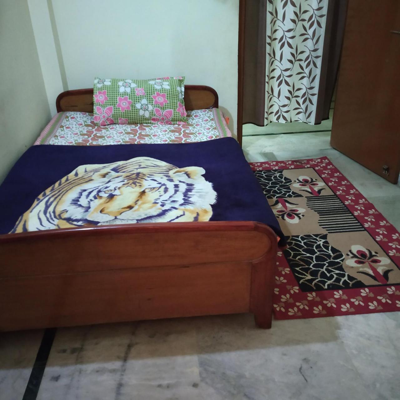 Pratibha Home Stay Jabalpur Exterior foto